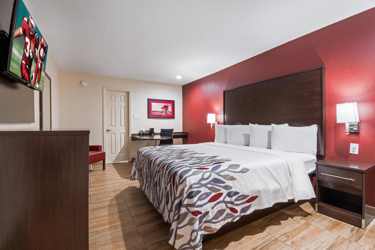 Red Roof Inn Houston - Spring North Bagian luar foto
